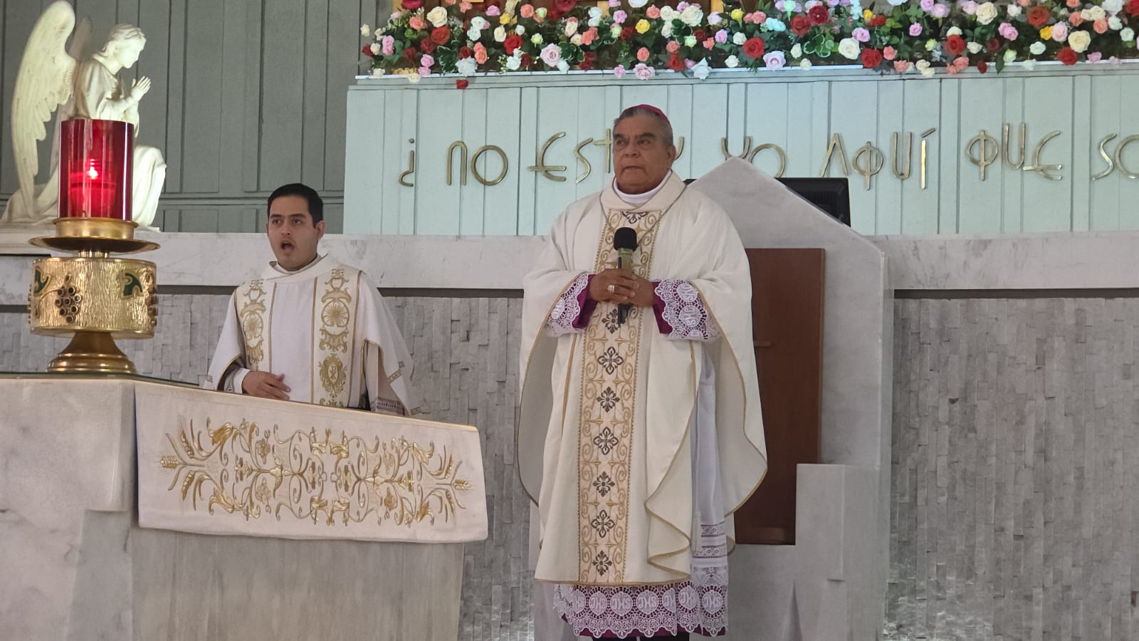 Obispo de Culiacán en misa en honor a cuerpos de auxilio en Culiacán
