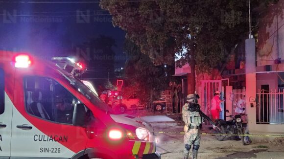 ¡Quedó dentro de una casa! Asesinan a hombre en la colonia Adolfo López Mateos de Culiacán, Sinaloa