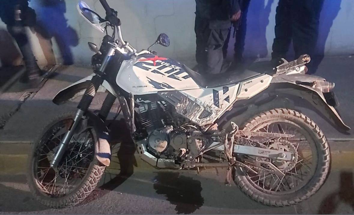 hombre es soprendido a bordo de moto robada en culiacan