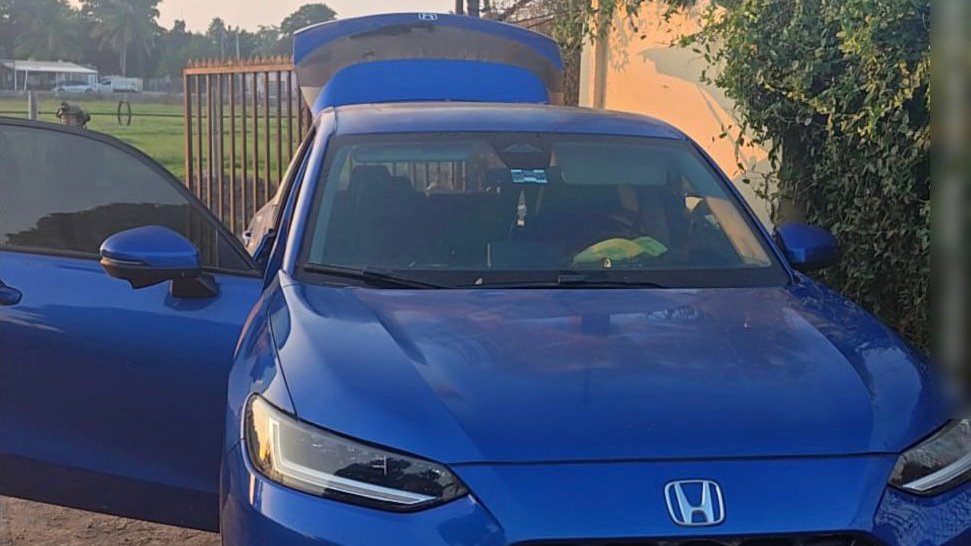 hombres detenidos en agrecion a la guardia nacional en navolato carro