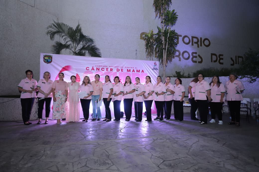 Reconocen a mujeres en el mes de la lucha contra el cáncer de mama en Guasave