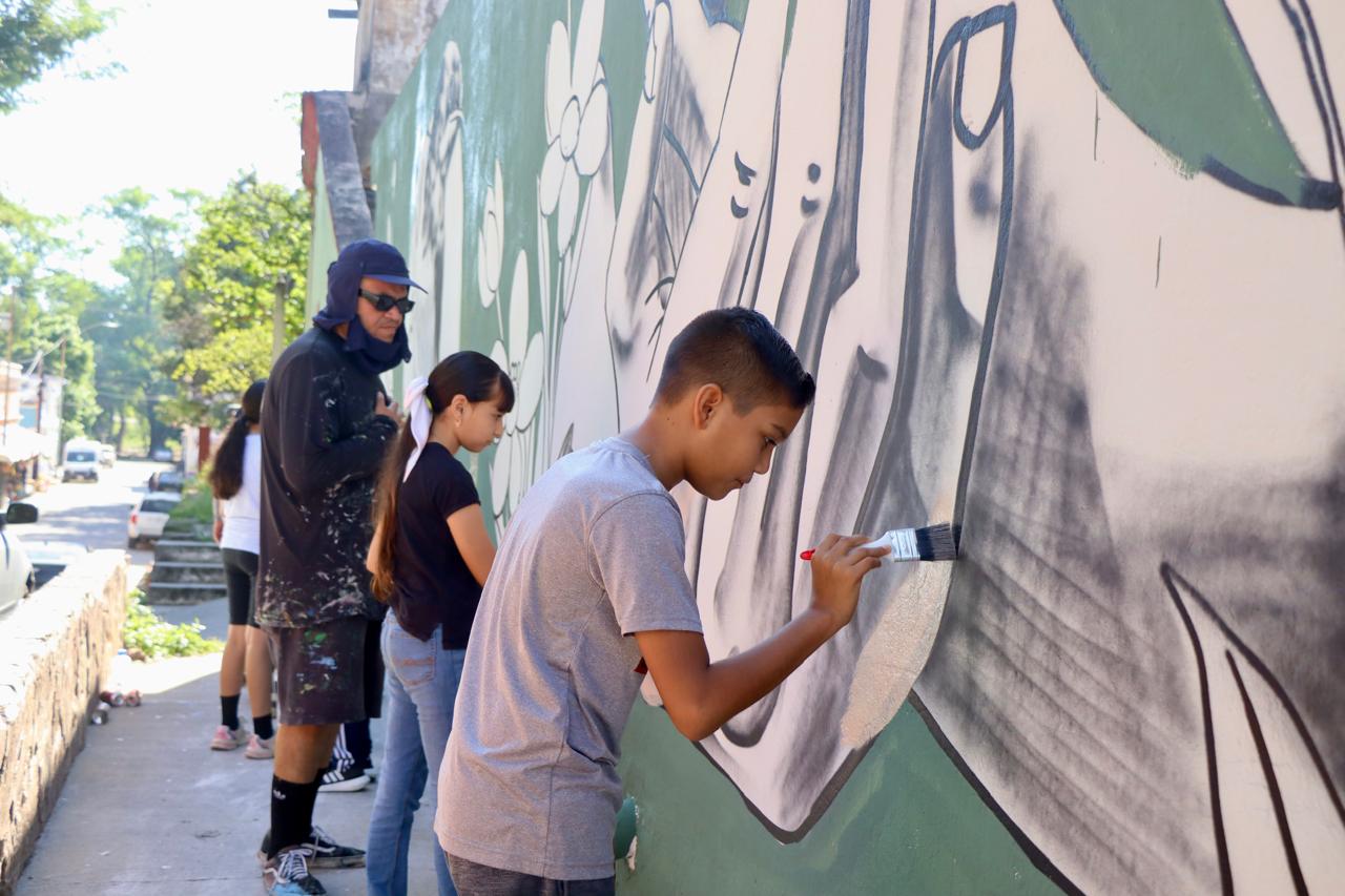 inauguración del mural El Vuelo de la Esperanza en Badiraguato