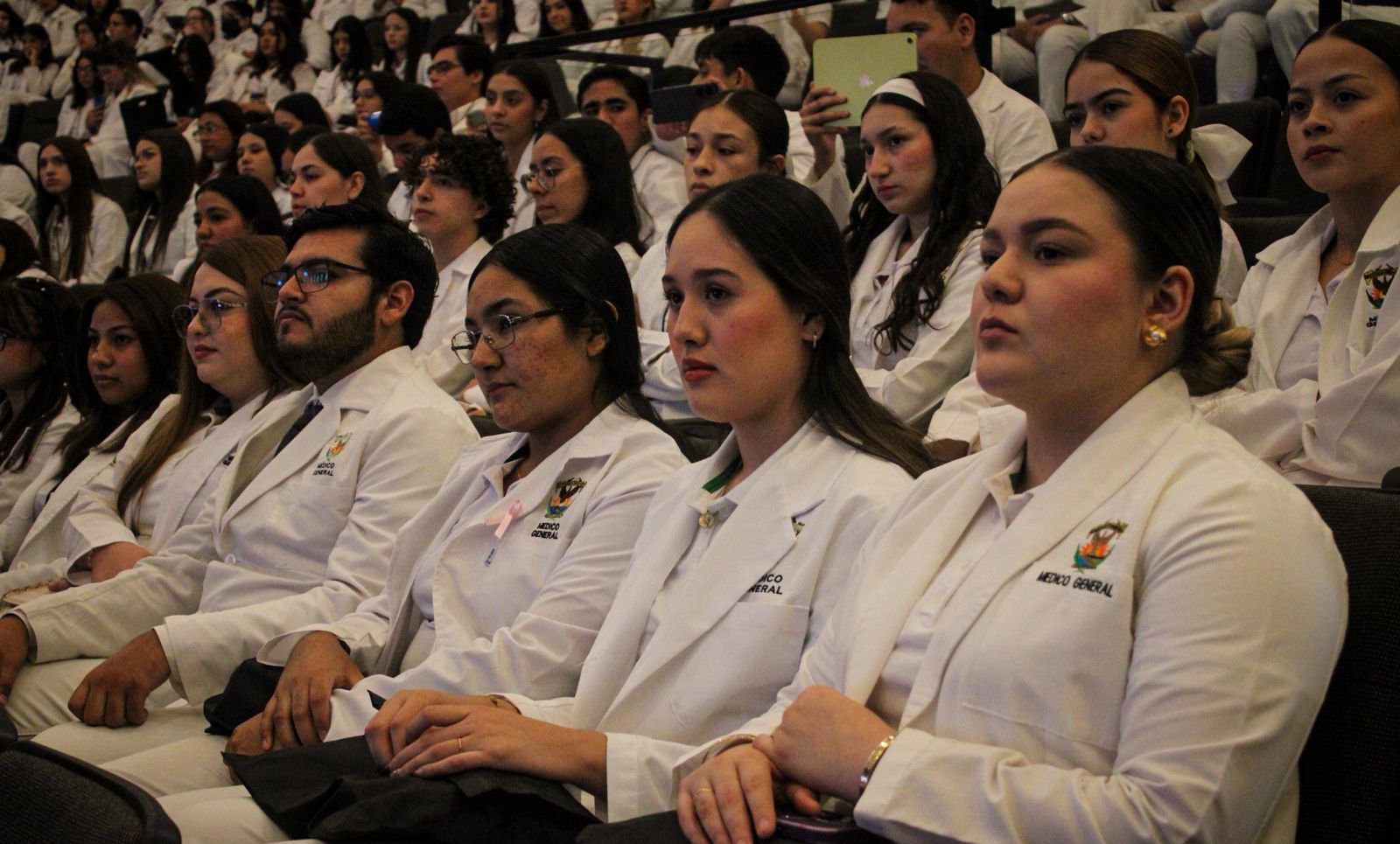 inauguran congreso de medicina en guasave alumnos