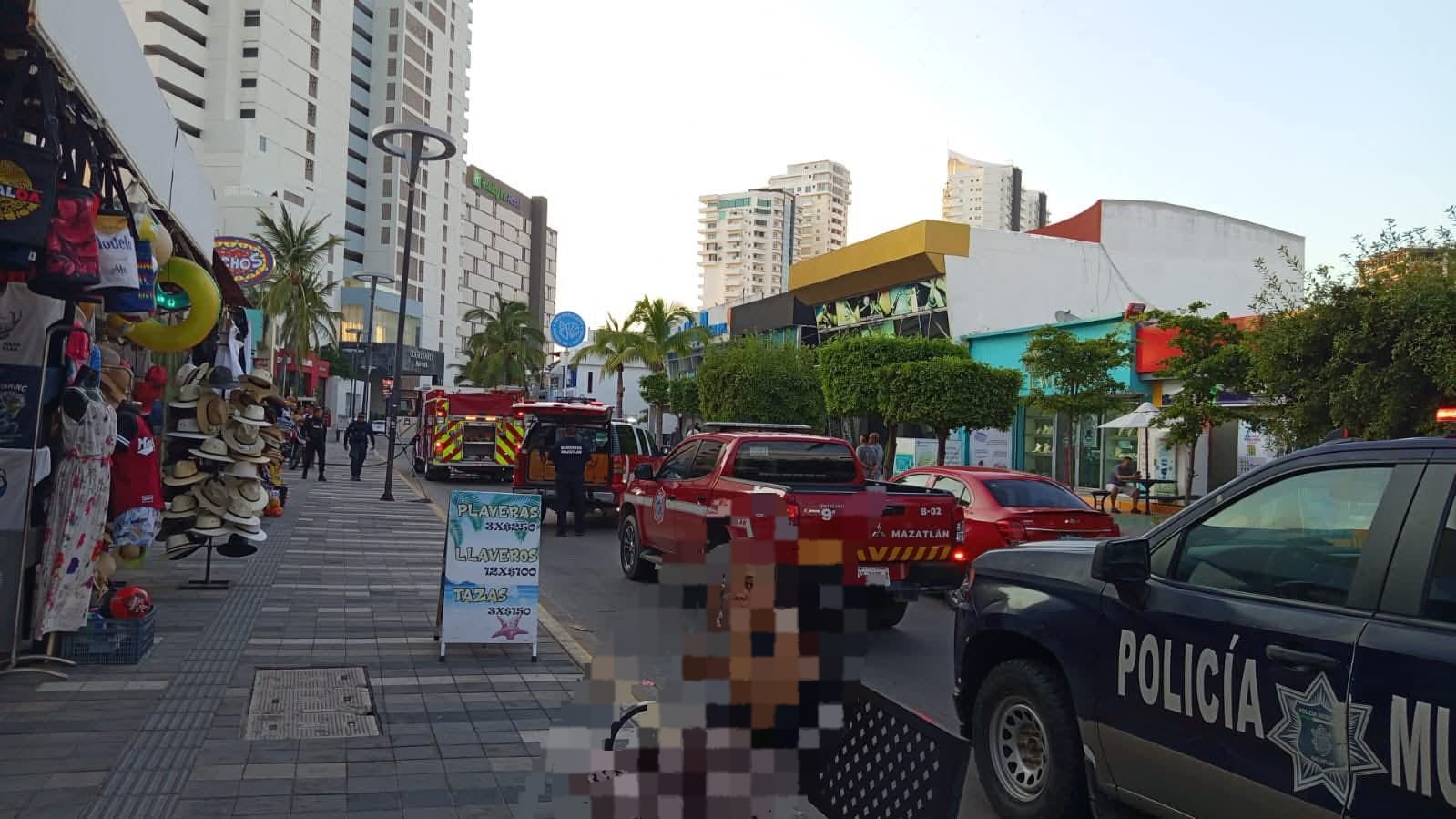 Incendio en un restaurante de Mazatlán, Sinaloa