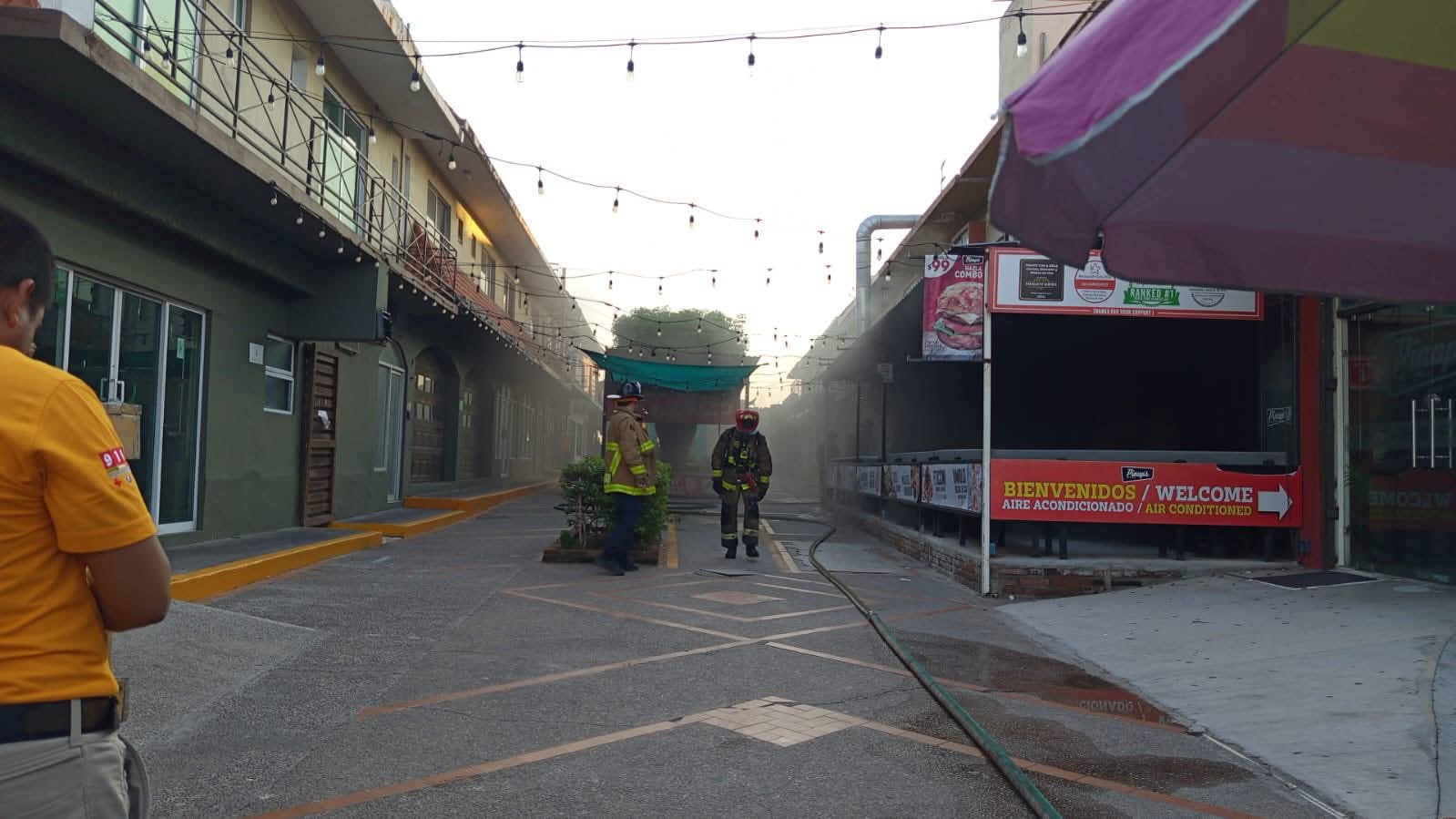 Incendio en un restaurante de Mazatlán, Sinaloa