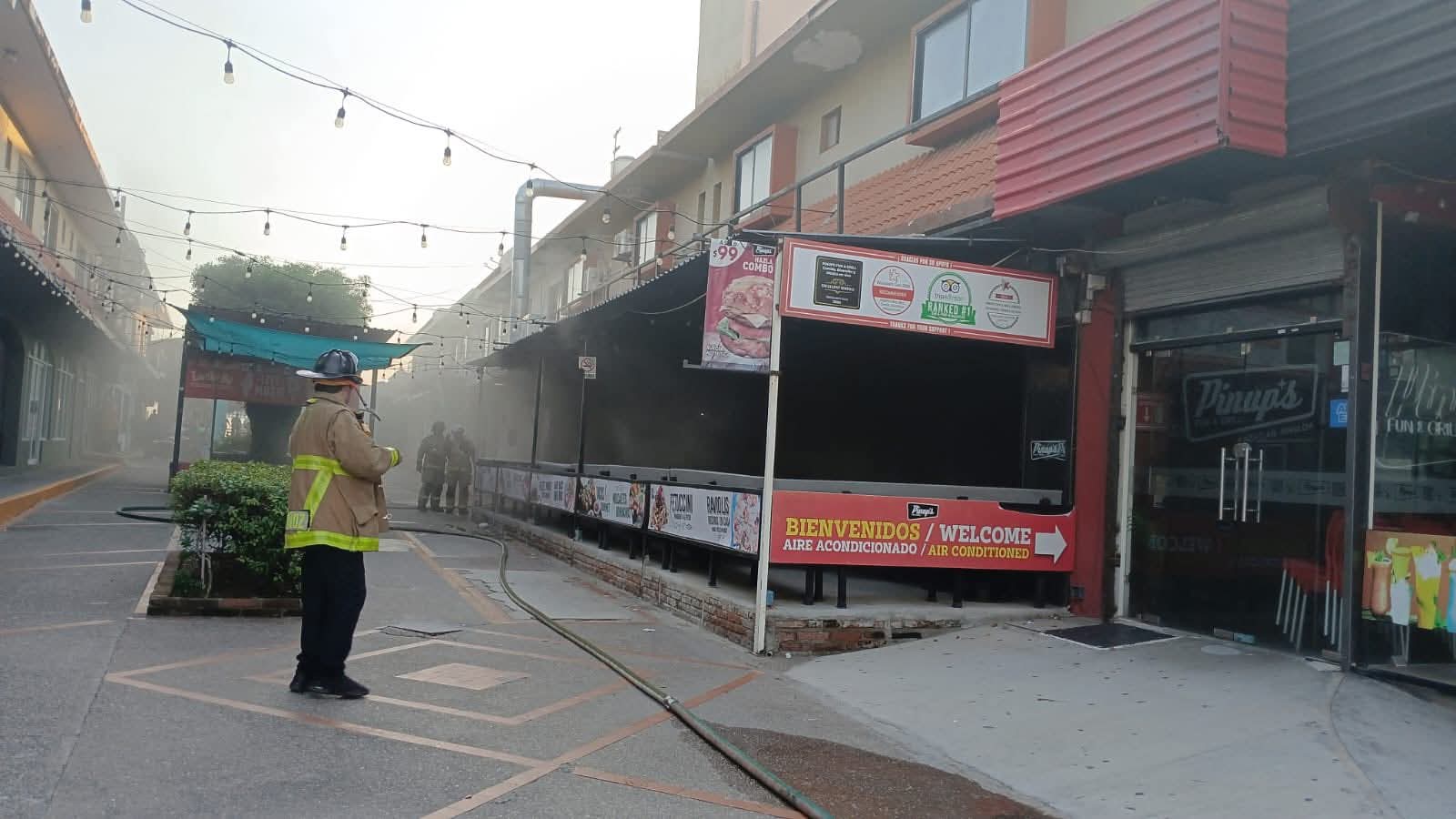 Incendio en un restaurante de Mazatlán, Sinaloa