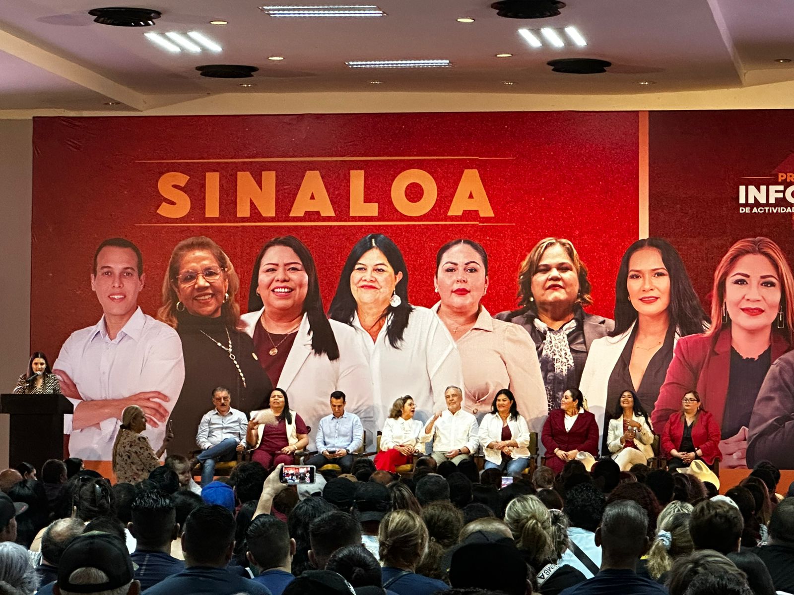 Diputados de Morena presentan informe en Mazatlán, Sinaloa