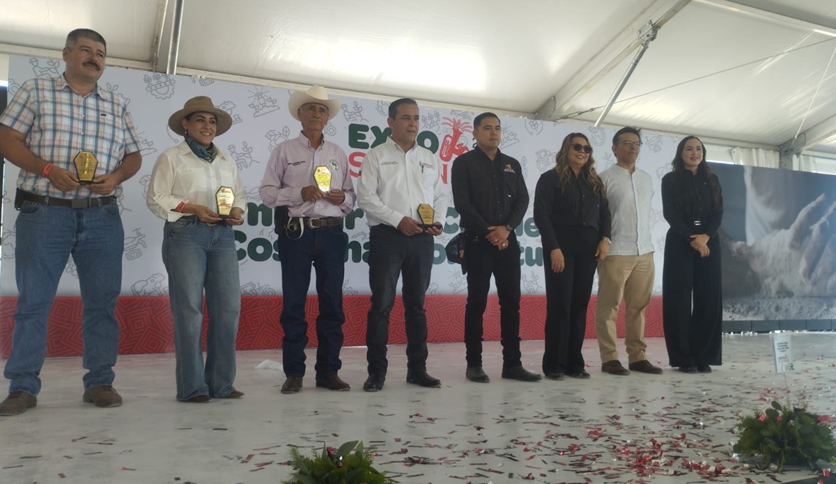 Inauguran Expo Safinsa, en Valle del Carrizo, Ahome