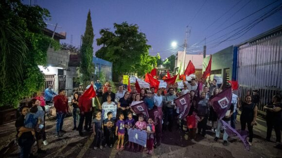 Gámez Mendívil da banderazo de inicio a obras de pavimentación en Antorchista Campesina y Los Huizaches, en Culiacán, Sinaloa
