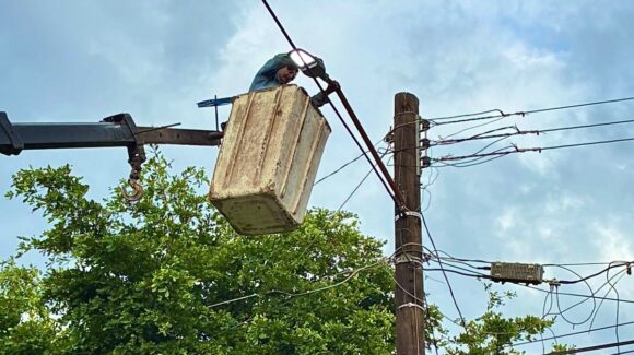 Instalan 50 luminarias para mejorar seguridad y calidad de vida de familias en San Blas, El Fuerte, Sinaloa