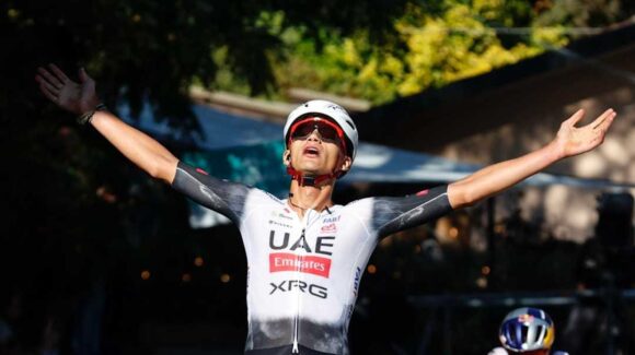 ¡Brilla en su tierra! Isaac del Toro conquista el Nacional de Ciclismo 2025 en Ensenada