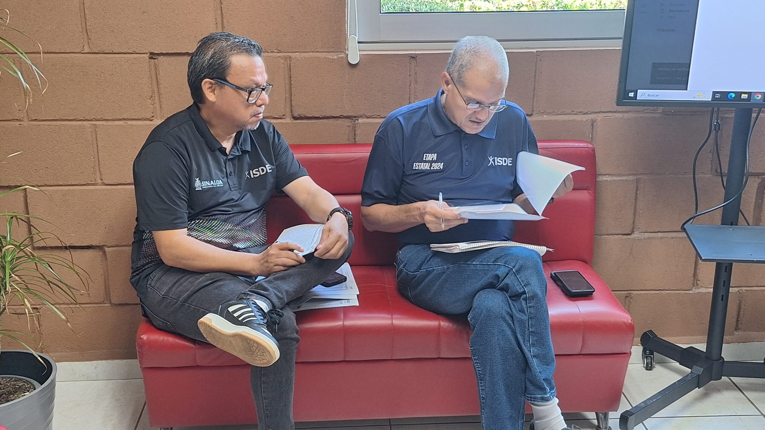 ISDE dictamina becas al mérito deportivo