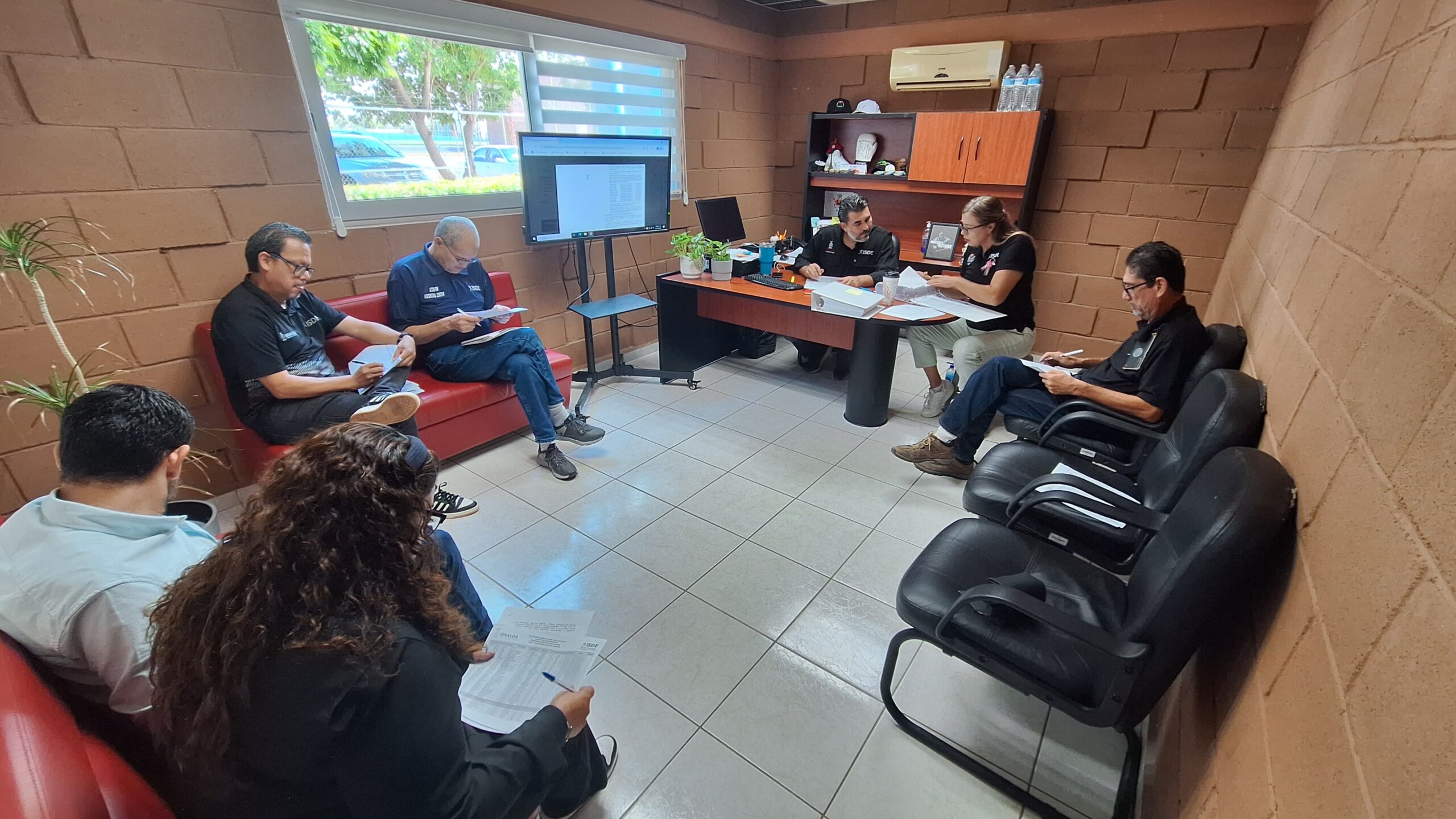 ISDE dictamina becas al mérito deportivo