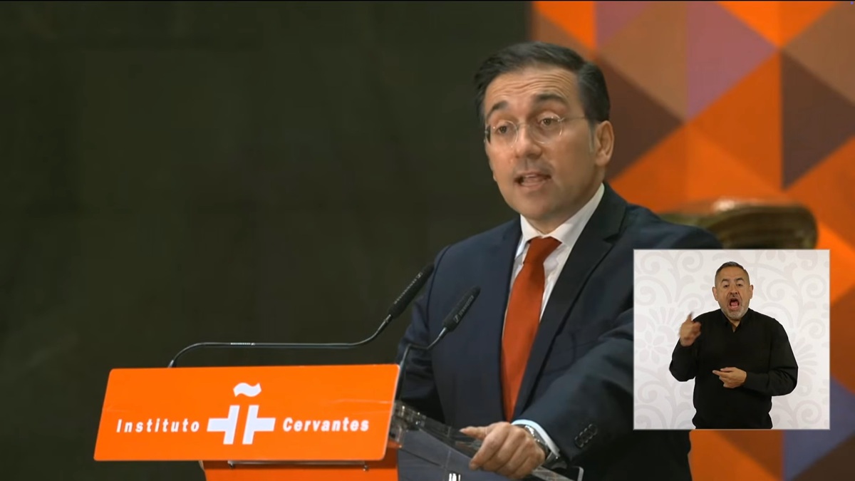 José Manuel Álvarez hablando sobre los pueblos indígenas mexicanos