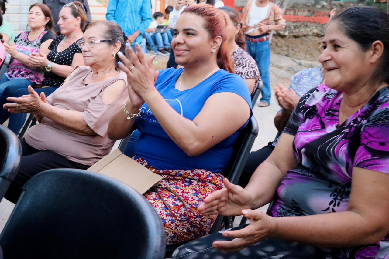 jose paz lopez anuncia obra publica en san antonio de los ortiz familias