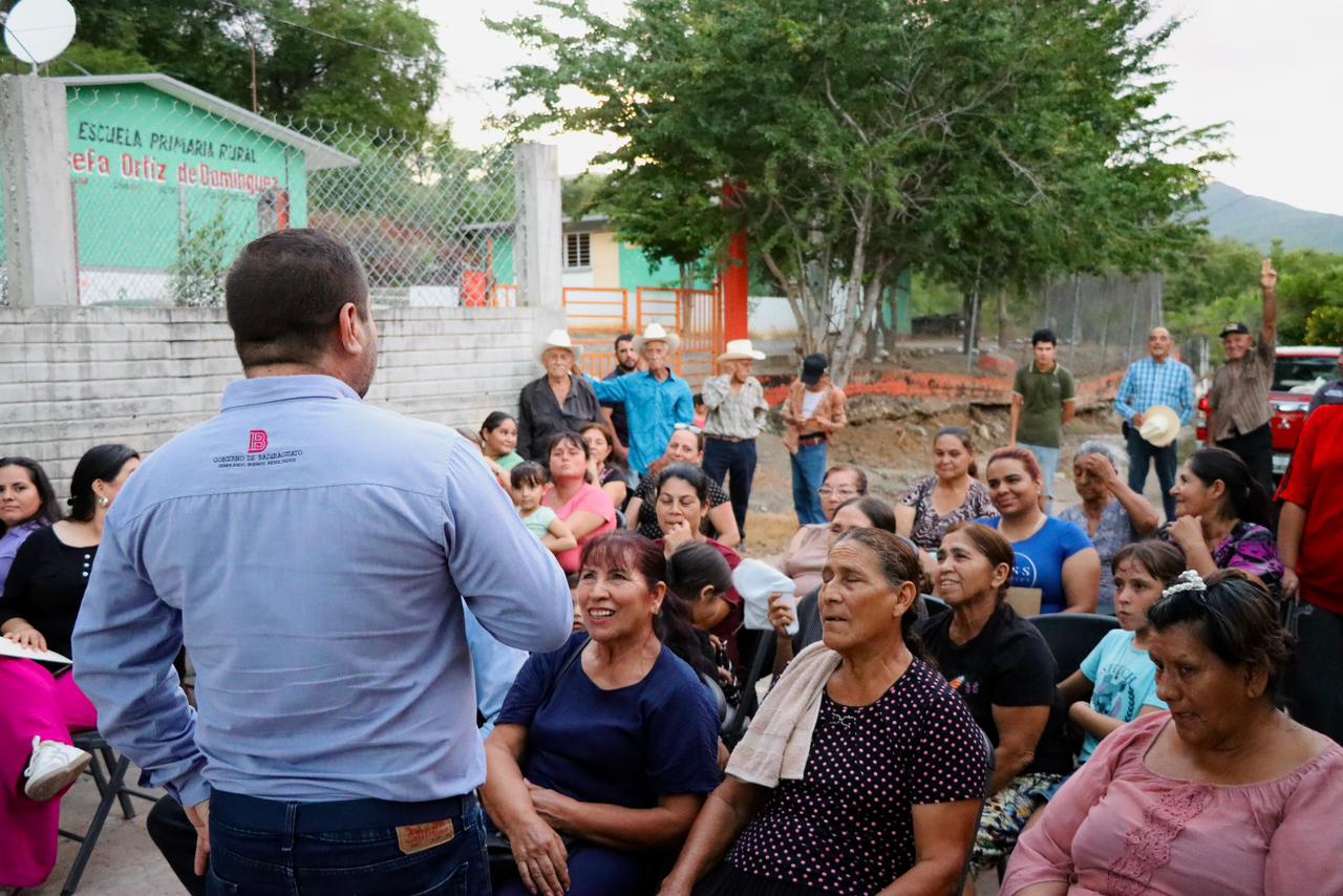 jose paz lopez anuncia obra publica en san antonio de los ortiz sinaloa