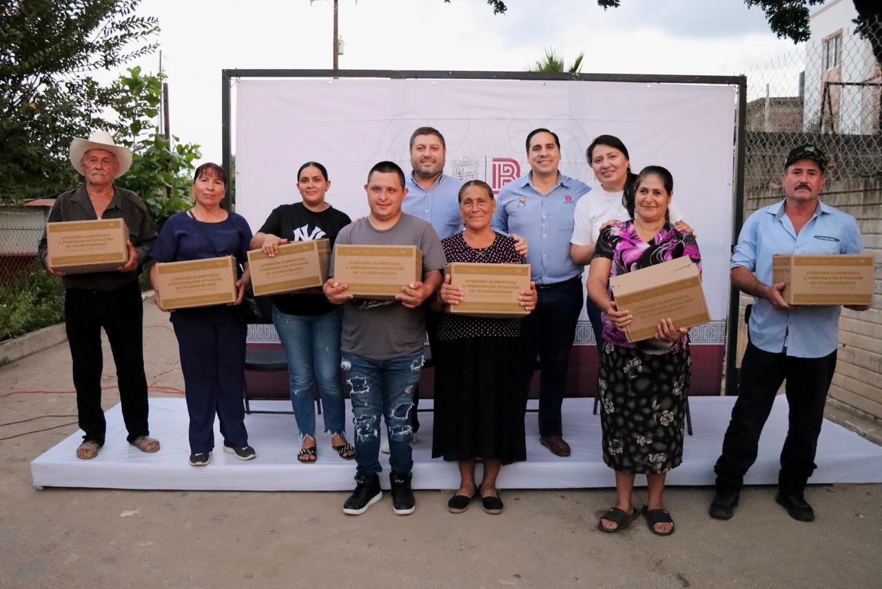 jose paz lopez anuncia obra publica en san antonio de los ortiz