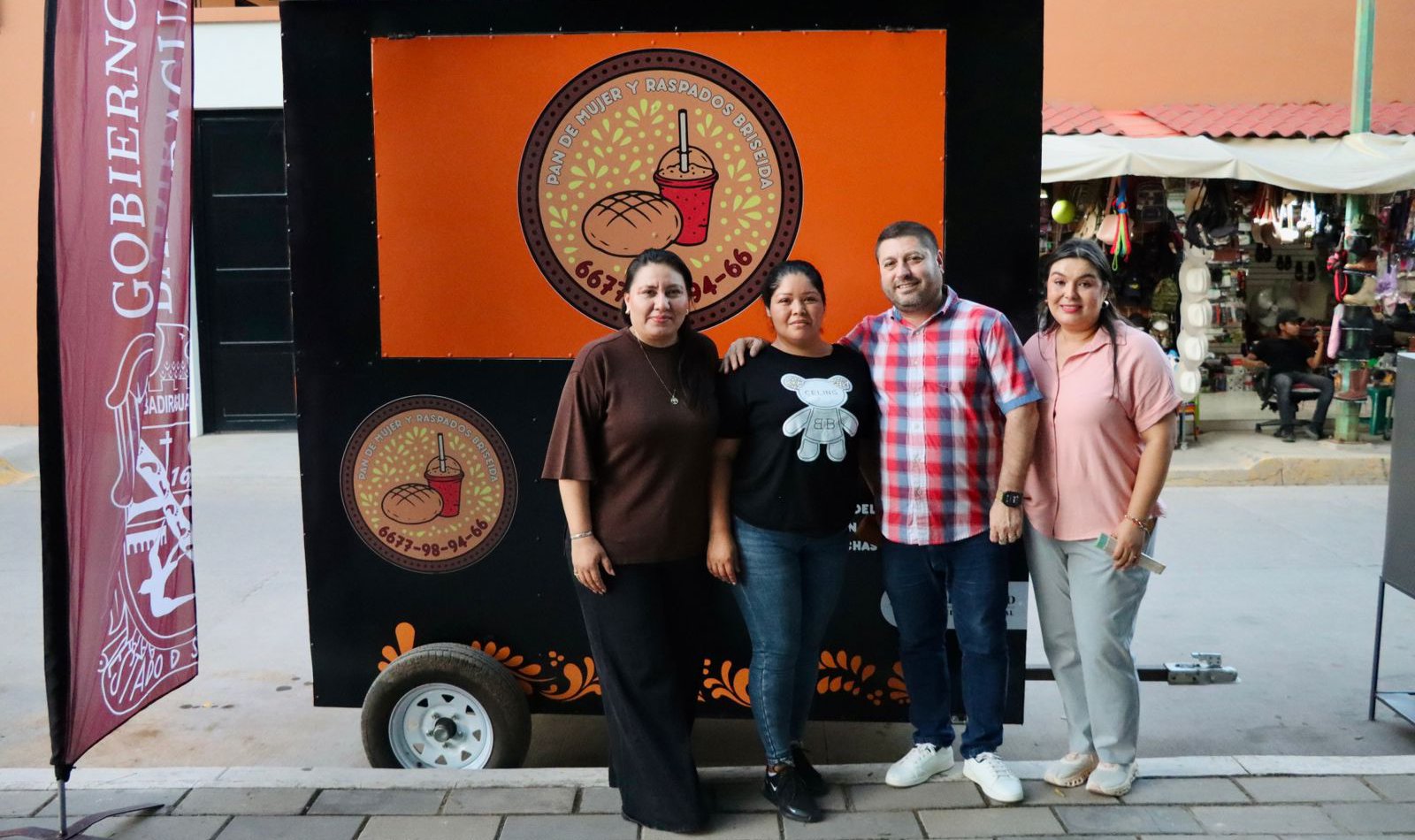 jose paz lopez entrega carretas y horno a mujeres emprendedoras en badiraguato