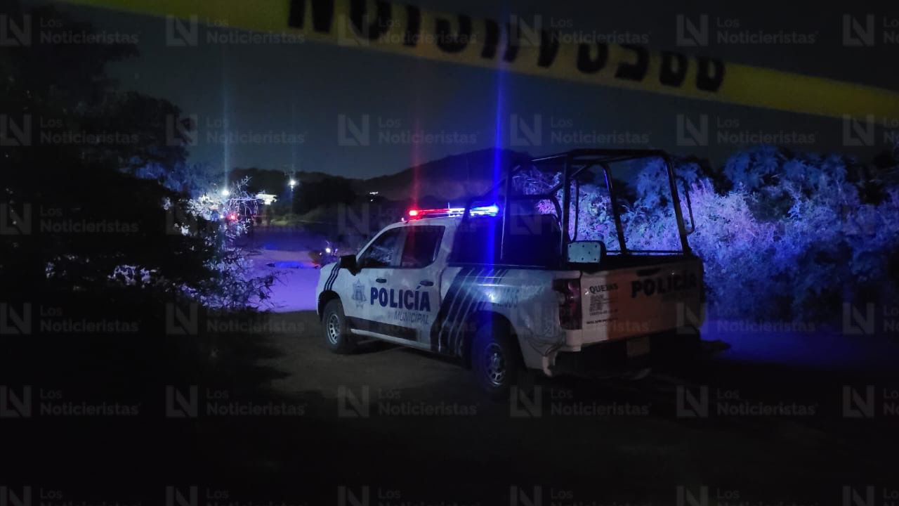 Policía Municipal localiza a dos jóvenes ejecutados en Rincón de Urías, Mazatlán, Sin.