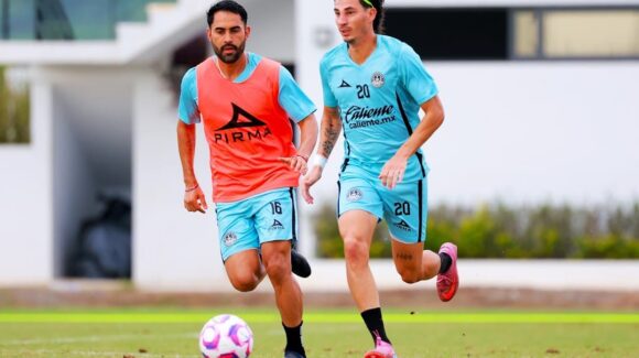 El Mazatlán FC enfrenta a las Chivas en jornada 13 de la Liga MX