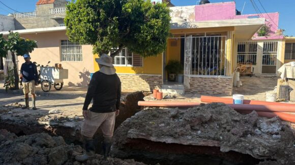 Jumapam refuerza trabajos de reposición sanitaria en Infonavit Playas, Mazatlán, Sinaloa