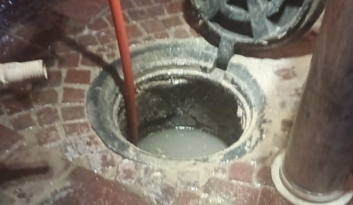Jumapam atiende drenaje colapsado en Centro Histórico en Mazatlán