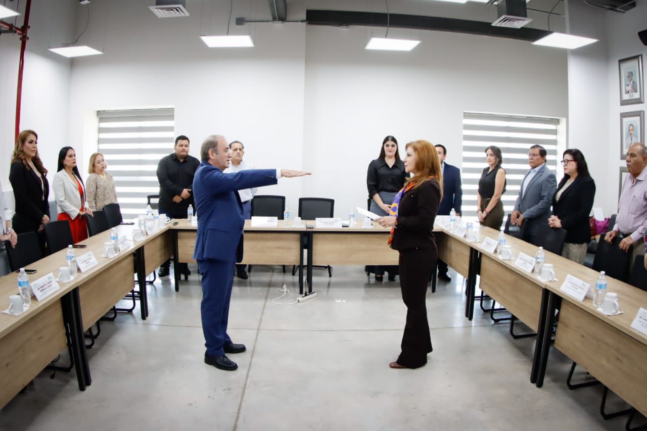 Junta Directiva de Cobaes ratifica a Santiago Inzunza como director general