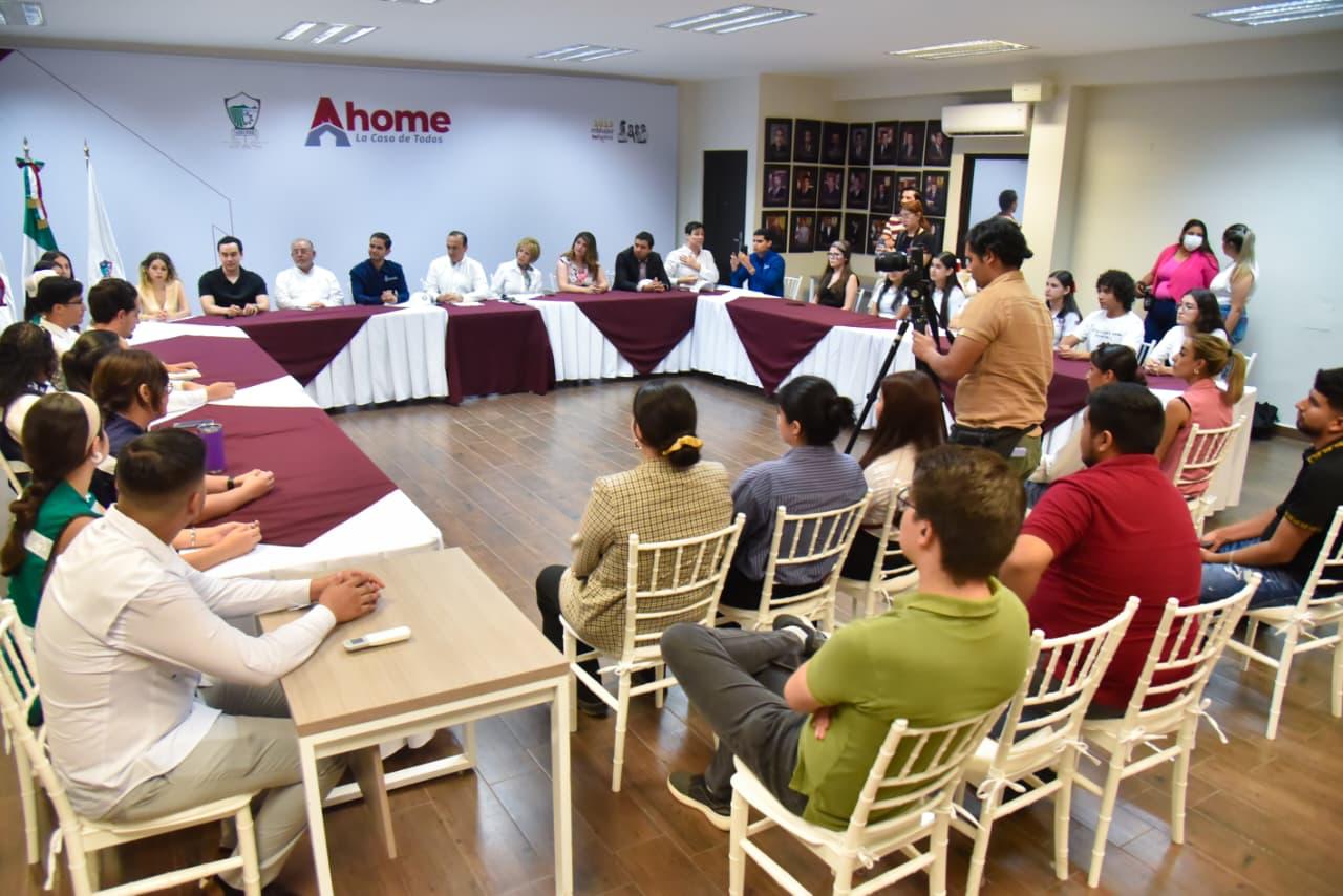 Sesiona en Los Mochis, Sinaloa, Juventudes 2030
