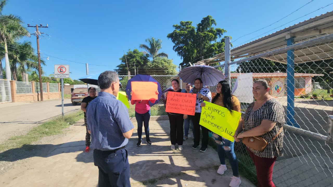 Toman el kínder Gilberto Owen en Guasave