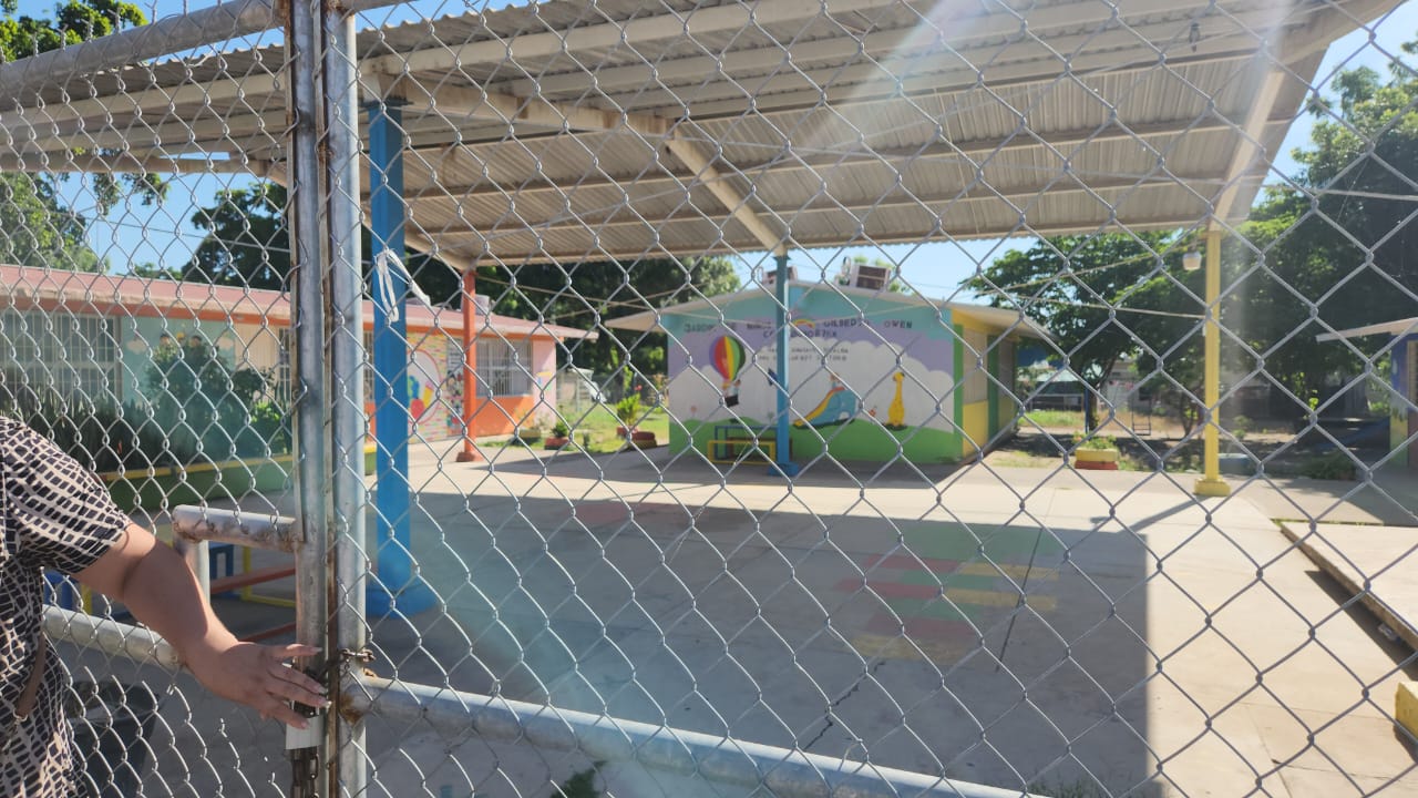 kínder Gilberto Owen en Guasave