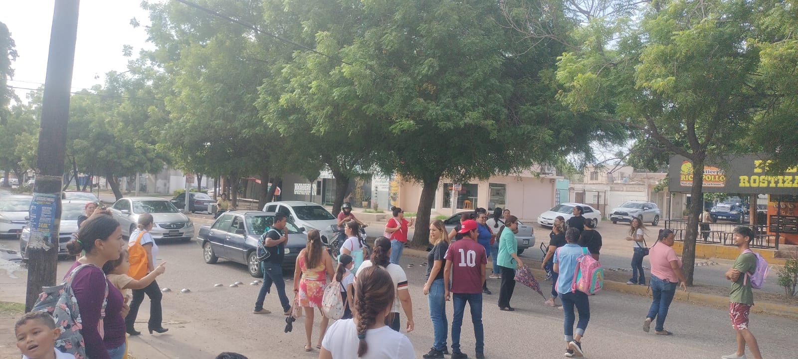 la primaria francisco villa en los mochis amanecio tomada
