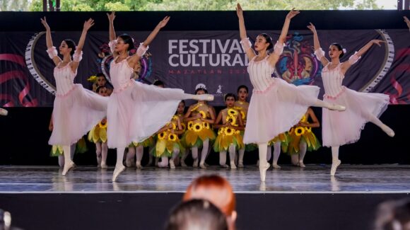 El arte llega a las aulas, arranca ‘Cultura en la Educación’ con ballet en El Conchi, Mazatlán, Sinaloa