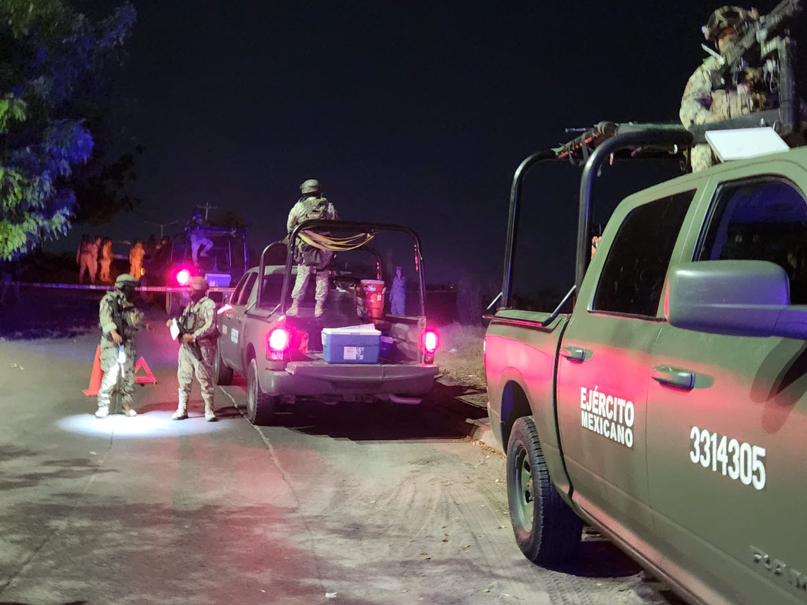 Hallan a hombre sin vida en entrada a Perisur, Culiacán