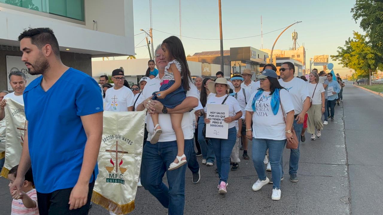 Marcha Nacional por la Mujer, la Vida y la Paz en Los Mochis
