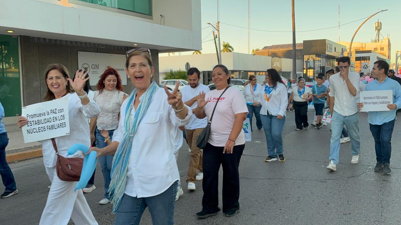 Marcha Nacional por la Mujer, la Vida y la Paz en Los Mochis