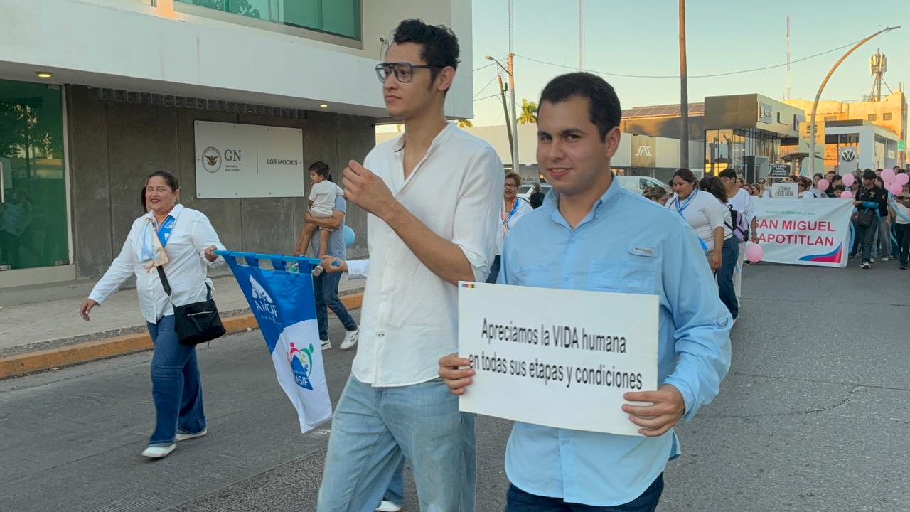 Marcha Nacional por la Mujer, la Vida y la Paz en Los Mochis
