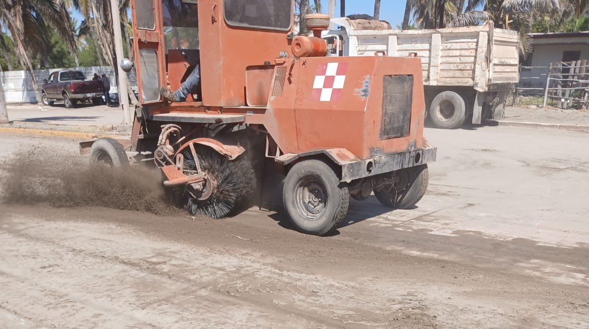 marejada en bulevar tiburon en las glorias guasave sin