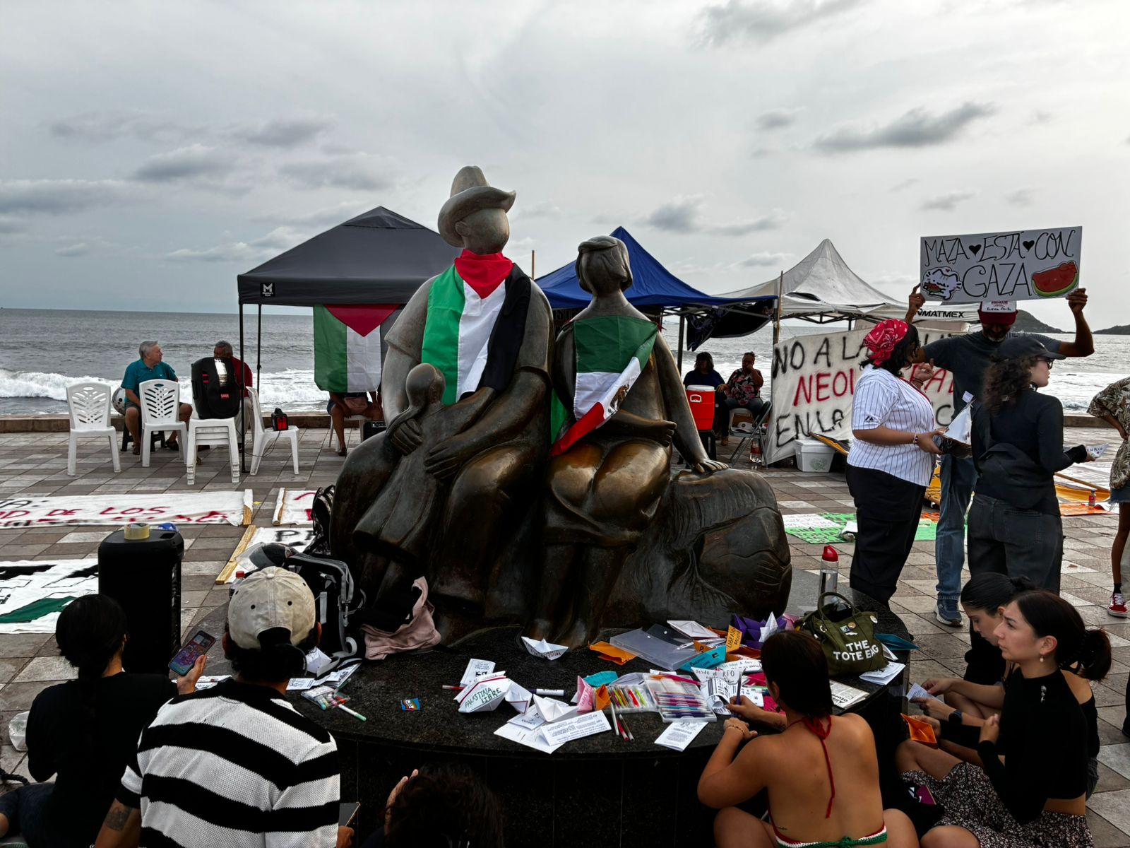 Mazatlacos se solidarizan con niños de Gaza