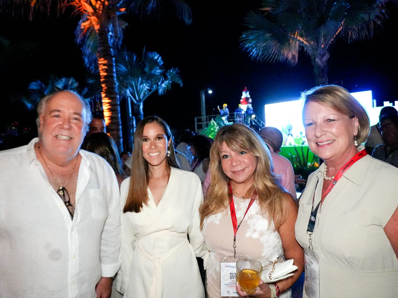Mireya Sosa Osuna en la inauguración de la Fiesta Amigos Mazatlán 2025