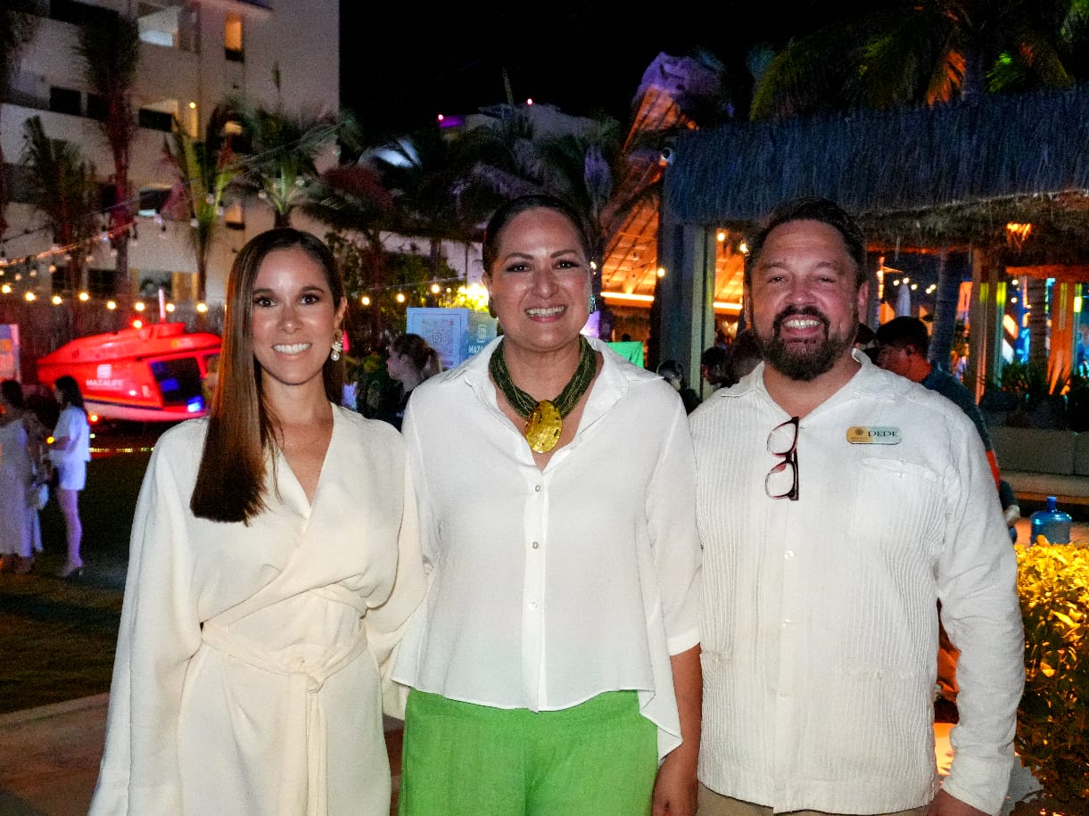 Mireya Sosa Osuna en la inauguración de la Fiesta Amigos Mazatlán 2025