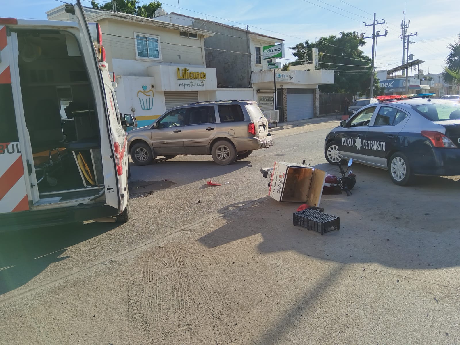 Motociclista es derribado en Mazatlán