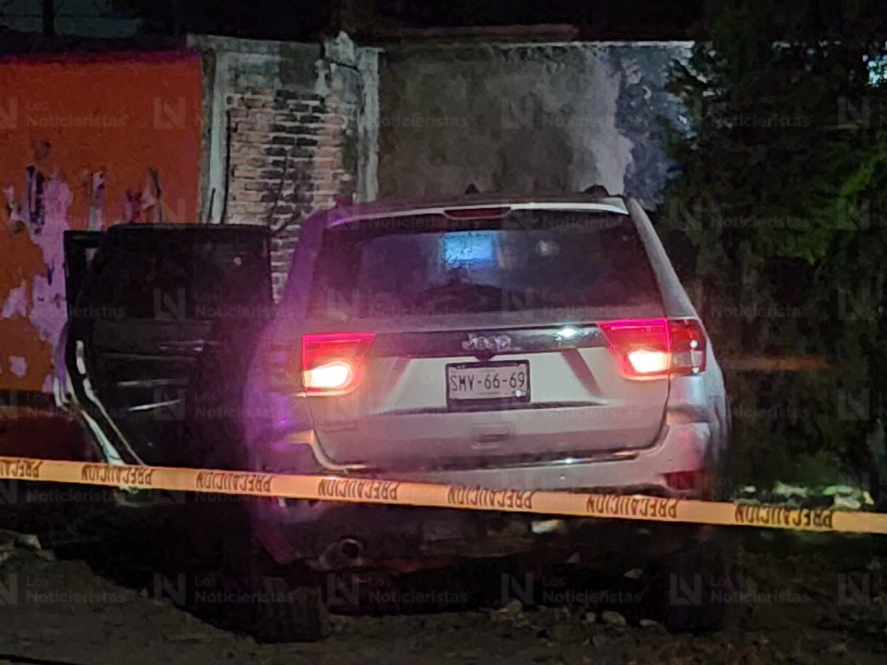 Grand Cherokee abandonada en La Higuerita, lugar donde fue ejecutado un motociclista