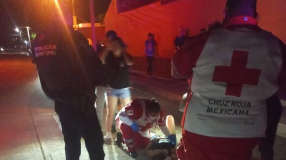 Mujer resulta lesionada tras ser atropellada en Gabriel Leyva Solano, Guasave, Sinaloa
