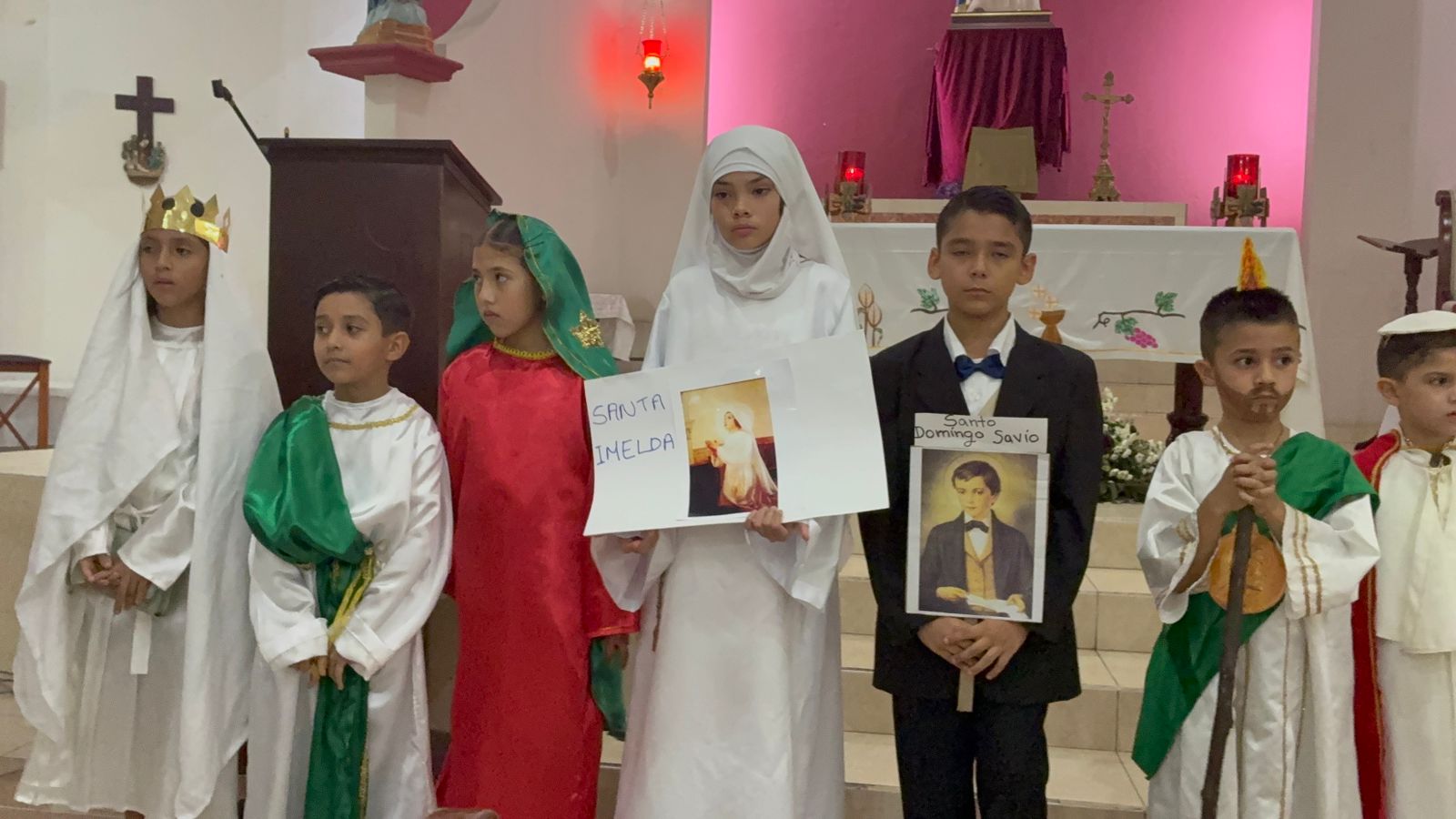 Niños se manifiestan contra el Halloween en Los Mochis, Sinaloa
