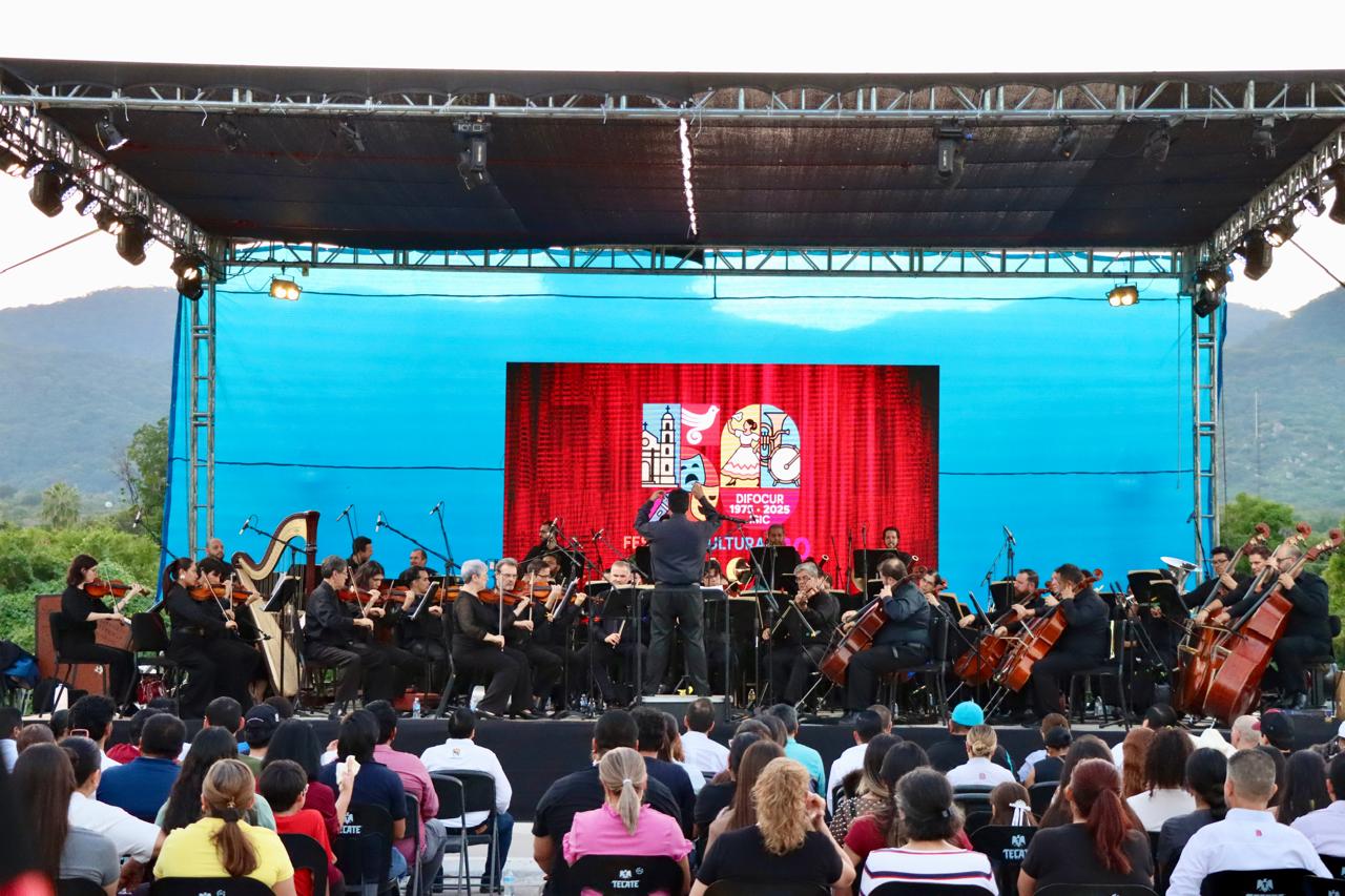 Concierto de la OSSLA en el Festival Cultural de Sinaloa 2025 en Badiraguato
