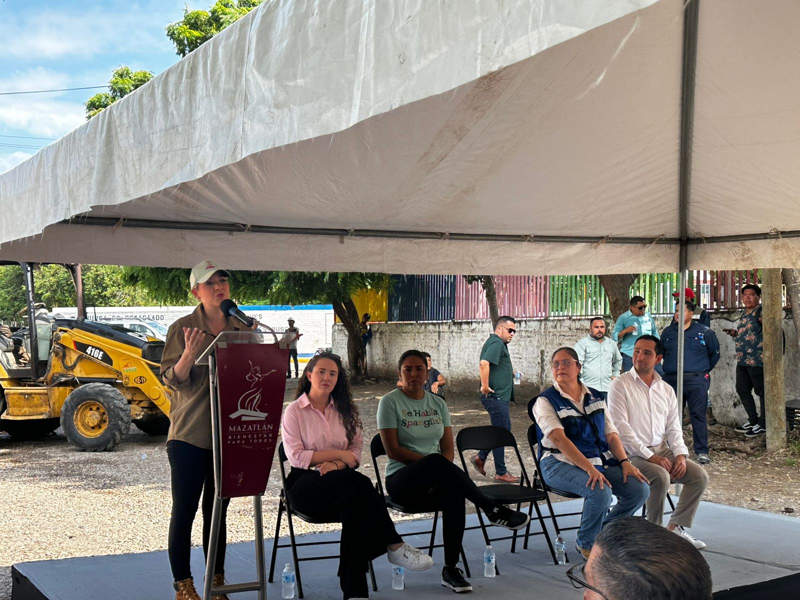 Inicia pavimentación de dos calles en Villa Unión, Mazatlán