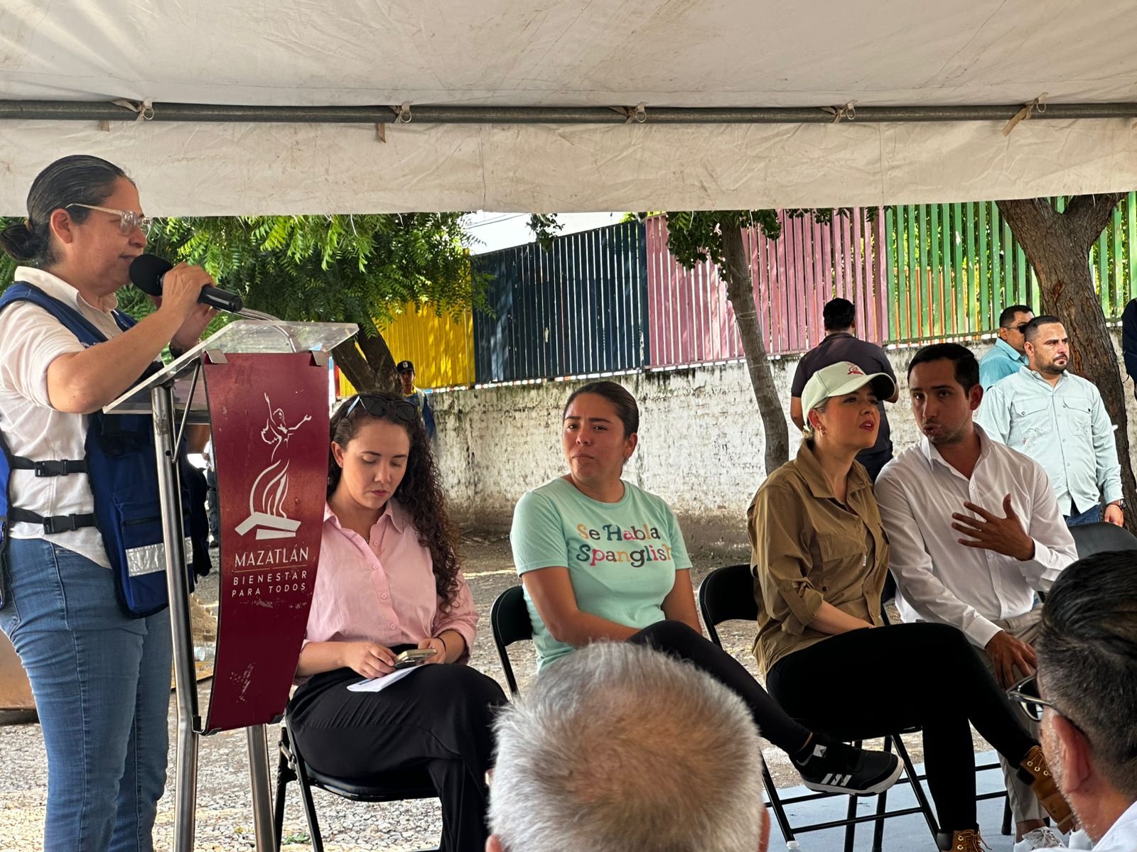 Inicia pavimentación de dos calles en Villa Unión, Mazatlán
