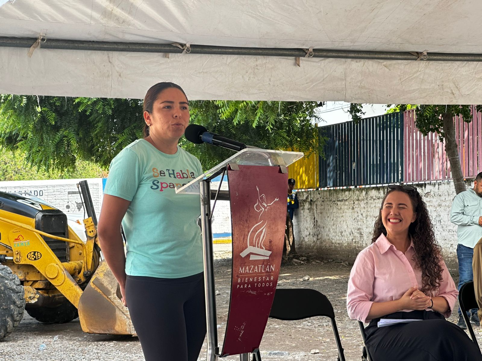 Inicia pavimentación de dos calles en Villa Unión, Mazatlán