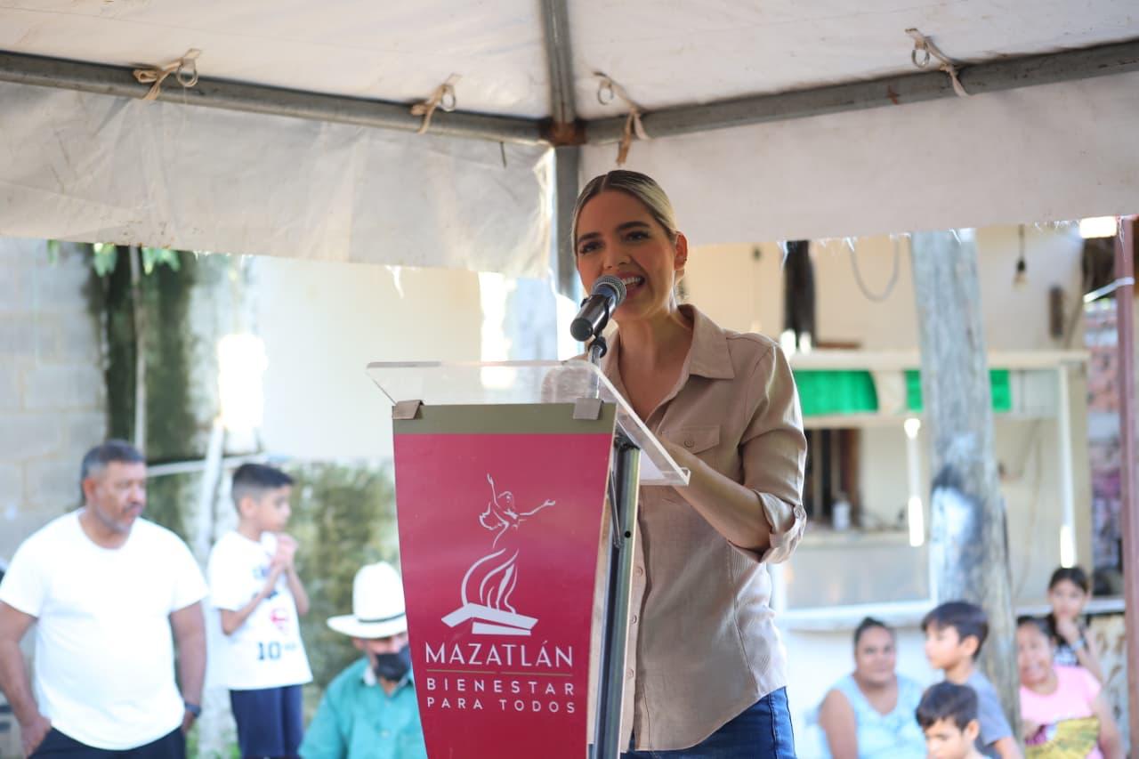 Estrella Palacios arranca obras de pavimentación en Loma Bonita y Madero, en Mazatlán