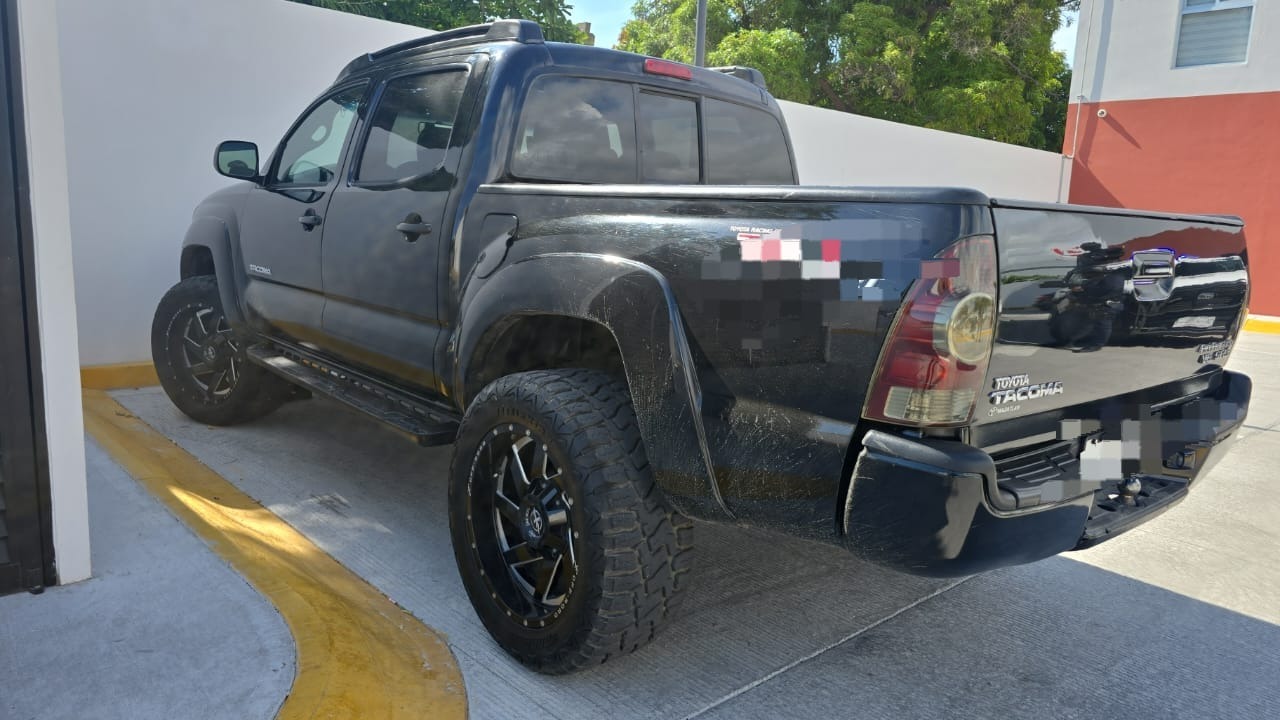 policía municipal recupera vehículo robado en mazatlan